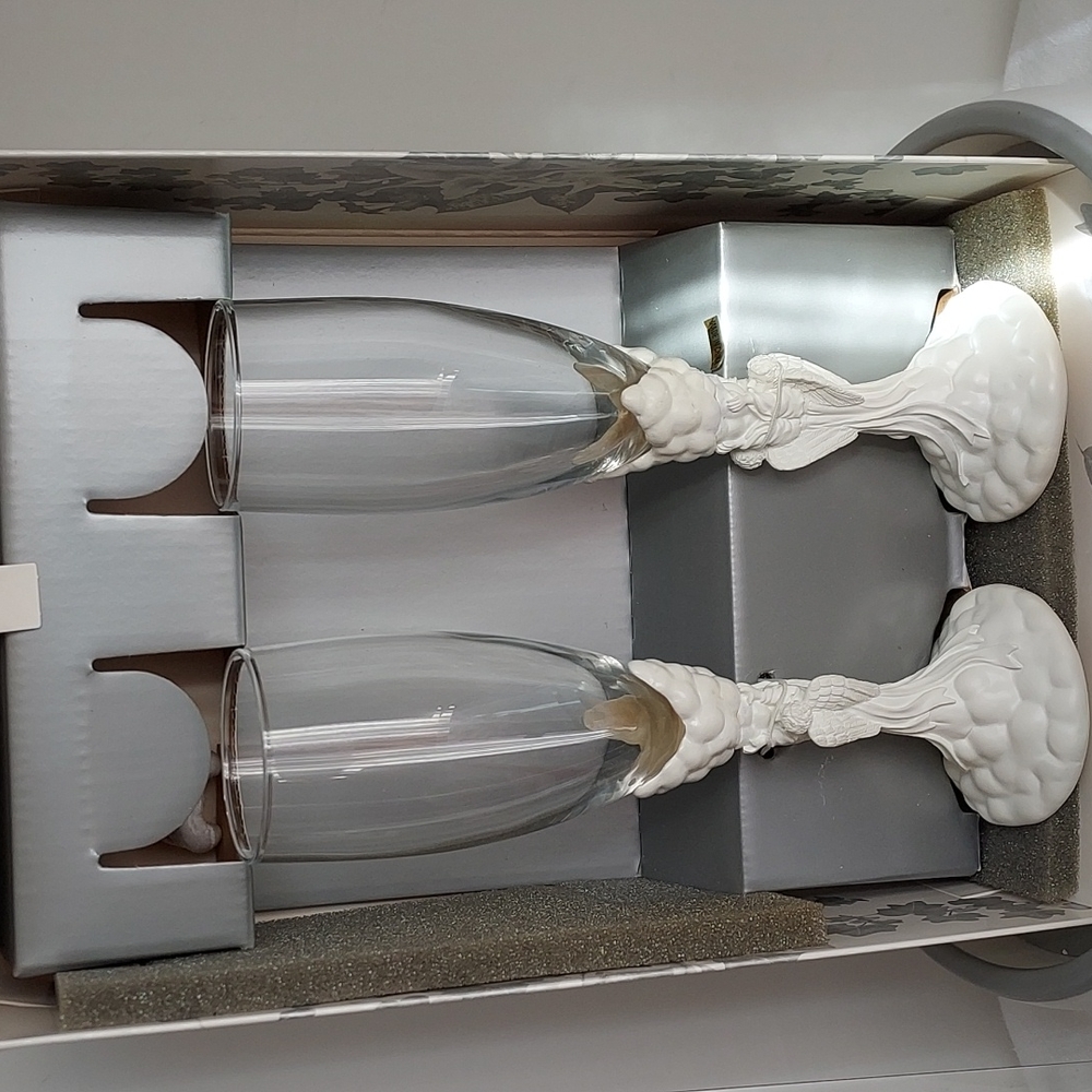 Guardian Angel Champagne Flute Set Ivory Base/Glass Top